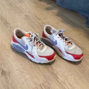 Nike Kids' Air Max Low-Top Sneakers in White, Red & Purple Excee